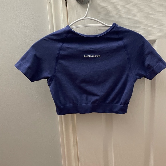 ALPHALETE OG REVIVAL CROP TOP - Picture 3 of 4